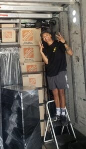 Professional loading and unloading service in Mesa, Arizona. Best movers in Arizona